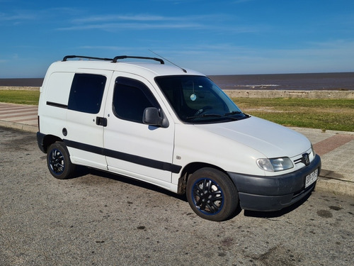 Peugeot Partner Rural Diesel 5 Pasajeros