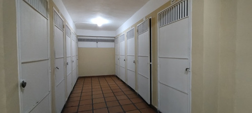 Apartamento En Venta Urb. La Trigalena