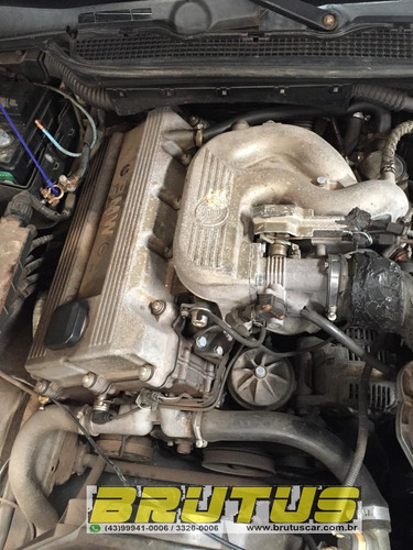 Imagem 4 de 10 de Bmw 318 1995 Sucata Baixada Para Retirada De Pecas