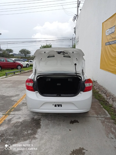 Imagen 15 de 15 de Ford Figo 2017