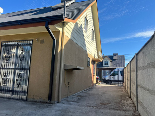 Vendemos Hermosa Casa En Villa Doña Josefa A Pasos De Univer