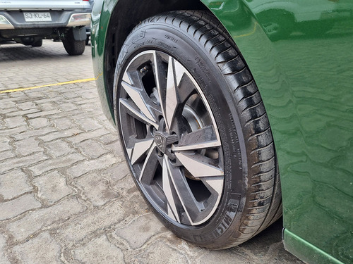 Peugeot 308 Allure Puretech 130 2024