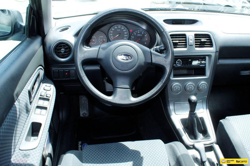 Imagen 19 de 25 de Subaru Impreza 1.6 Awd Gg