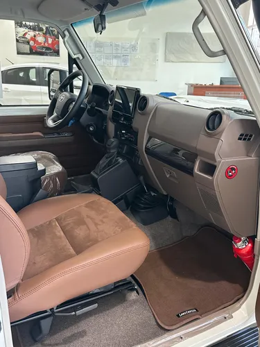 Land Cruiser Serie 71 Macho Lx