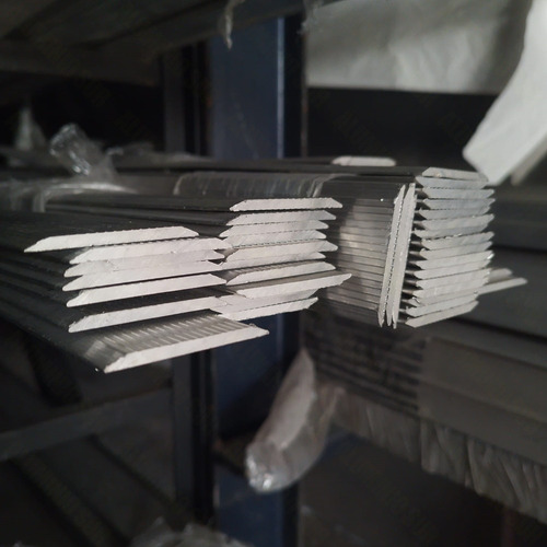 Perfil Planchuela Rayada 40mm Aluminio Natural 3m Avellaneda