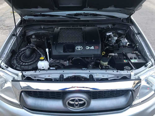 Toyota Hilux 3.0 Cd Srv Tdi 171cv 4x4 2011