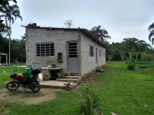 Imagem 1 de 9 de Chácara No Litoral À Venda De 3230 M² - 7283 Lc