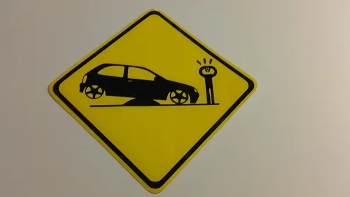 Calcomanía Auto Bajo Corsa