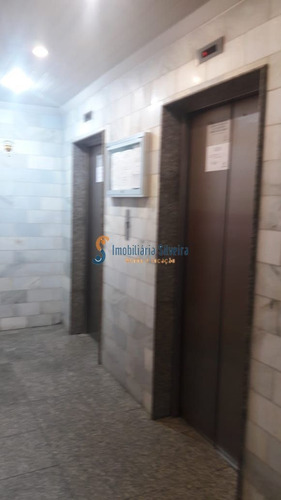 Sala Em Prédio Comercial Próximo Ao Shopping Pátio Savassi, Esquina Com Avenida Do Contorno Localizada Em Uma Ótima Região. Condomínio Com Preço Acessível. Uma Vaga De Garagem. - 5423