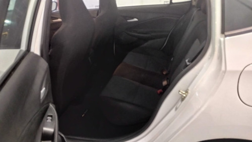 Chevrolet Onix plus 1.0 FLEX TURBO
