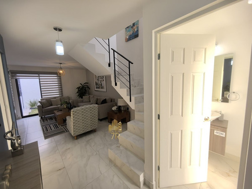 Casa Nueva En Querétaro Con Recámara Y Baño Privado En Planta Baja