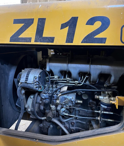 Máquina Retroescavadora Modelo Zl12 Año 2012