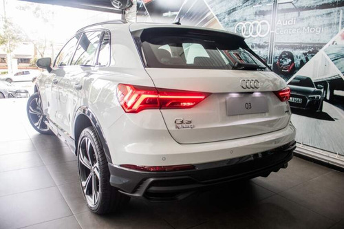 Audi Q3 2.0 40 TFSI GASOLINA PERFORMANCE BLACK PLUS QUATTRO TIPTRONIC