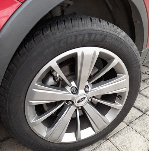Imagen 14 de 15 de Ford Explorer 2018 Limited Fwd Color Rojo Rubí Int Piel