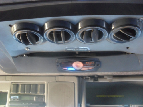 Imagem 8 de 10 de Volvo Nh12 380