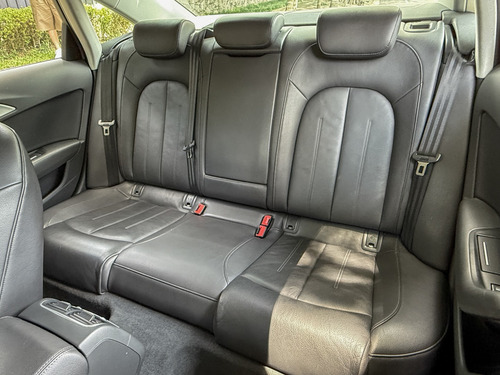 Audi A6 2.0 Tfsi Ambiente S-tronic 4p