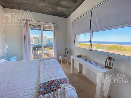 Imagen 17 de 30 de Venta: Casa 5 Dormitorios Primera Linea Montoya La Barra