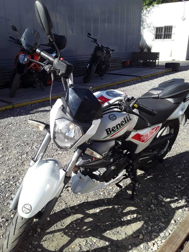 Imagen 4 de 16 de Benelli Tnt150