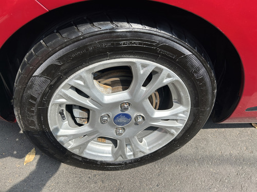 Ford Fiesta 1.6 Se Sedan Mt