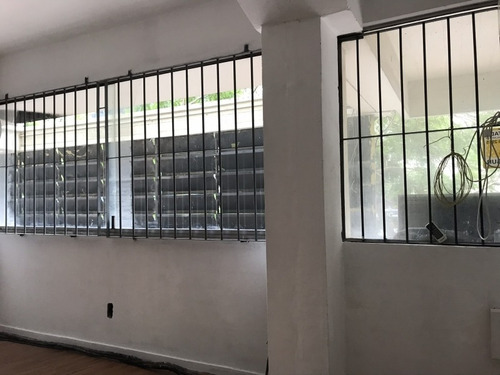 Diri 18 Y Barrios Amorin - Torre El Gaucho - 2 Plantas