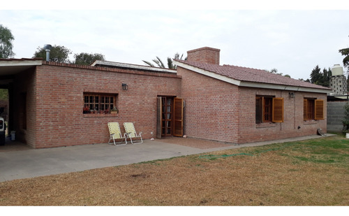 Casa En Venta De 4 Dor. | 6 Amb. B° San Alfonso - Villa Allende - Cba.
