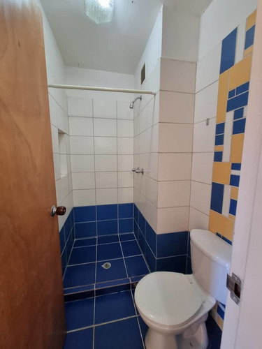 Imagen 11 de 14 de Se Vende Apartamento En Res Papiros Mañongo Foa-2007 Jean