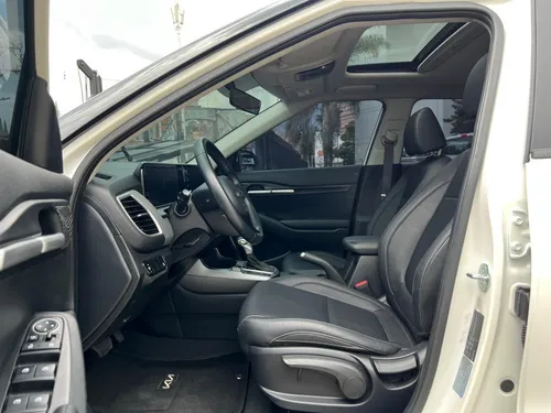 Kia Seltos 2.0 Zenith 4X2