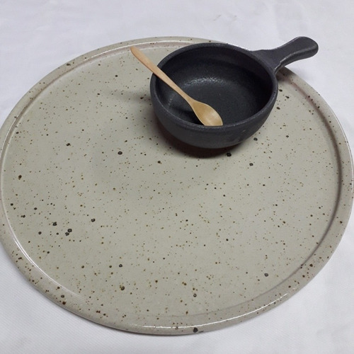 Imagen 4 de 9 de Platos Redondos 30cm Cerámica Gres Vajilla Restaurante
