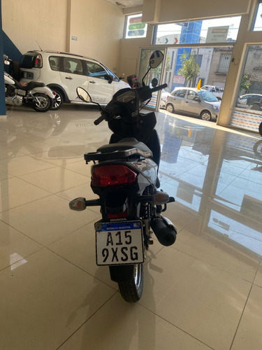 Honda Wave 110cc, 8.000km, Año 2022
