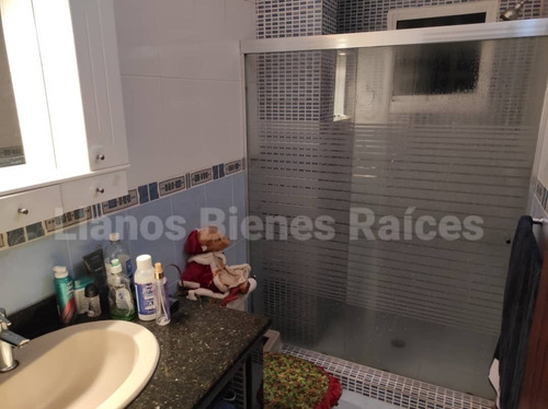 Imagen 10 de 14 de Townhouse En El Castaño / Jessika Cedeño 04121368338