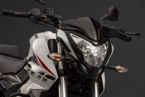 Yamaha dominar 200 online