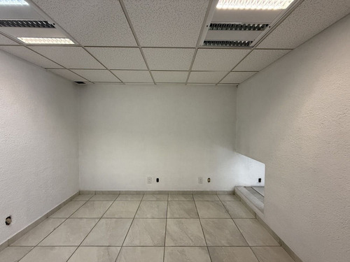 Venta De Casa En La Colonia Nueva Atzacoalco, Gustavo A Madero