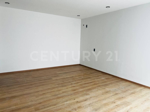 Casa En Venta En Villa Magna, San Luis Potosí, S.l.p.