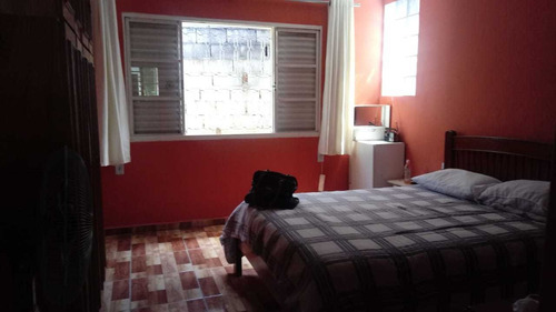 Chácara 3.500 Metros Com Piscina E Água Natural.