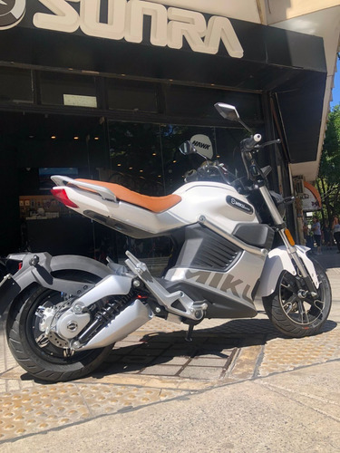 Imagen 3 de 20 de Moto Eléctrica Sunra Miku Super Doble Batería Litio 90km/h