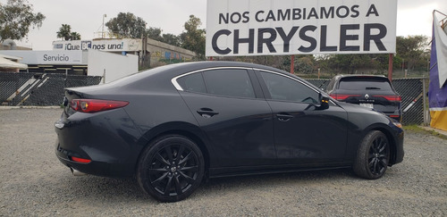 Mazda 3 Carbon Edition 2023