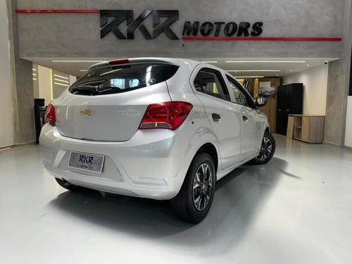Chevrolet Onix 1.0 MPFI LS 8V