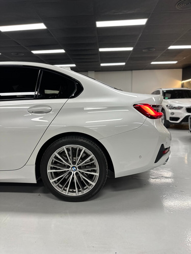 BMW Serie 3 3.0 330i Sedan Sport Line 252cv
