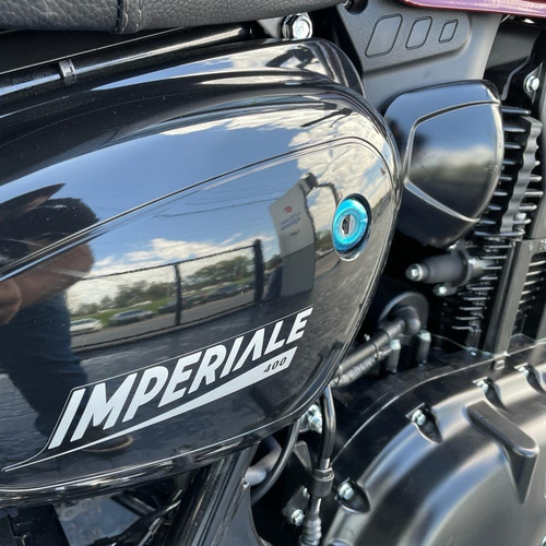 Imagen 6 de 15 de Benelli Imperiale 400 Benelli Store Pilar F