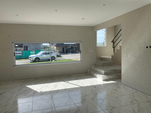 Casa En Venta Barrio La Alameda Etapa 1