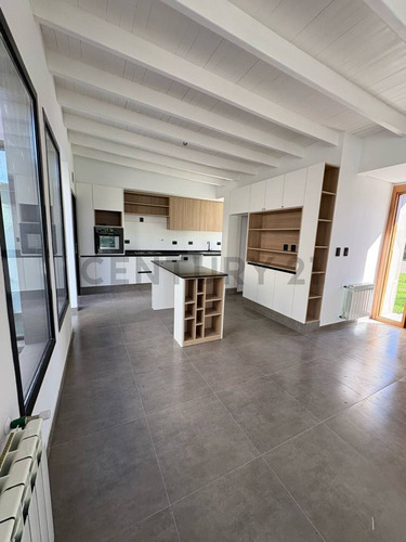 Casa En Venta En Callejón Privado - Vistalba - Luján De Cuyo - Id: 248236