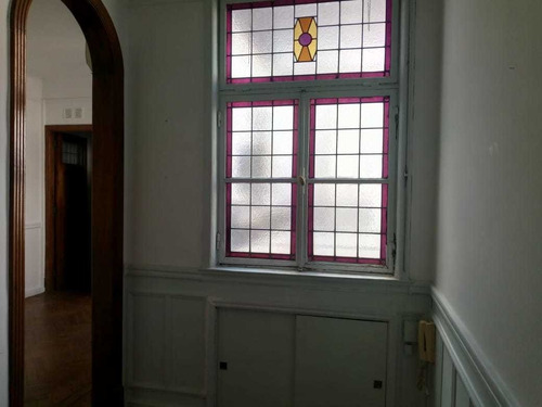 Departamento 2 Ambientes. Piso Alto. Apto Profesional.