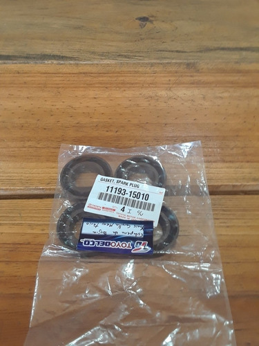 Estopera De Bujia De Corolla Terios Meru Y Yaris Original
