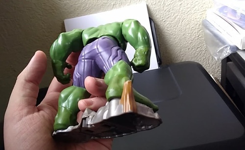 Hasbro Marvel Avengers Playmation Hero Smart Hulk 13.5 Cms (Usado)