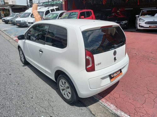 Imagem 5 de 8 de Volkswagen Up! 2016 1.0 Take 3p