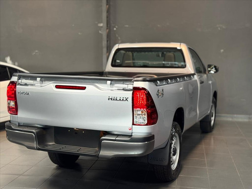 Toyota Hilux 2.8 D-4D TURBO DIESEL CS 4X4 AUTOMÁTICO