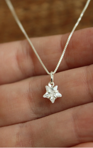 Imagem 8 de 10 de Corrente Colar Ponto Luz Estrela 6mm Prata 925 Cx Veludo