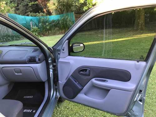 Renault Clio 1.6 Expression 2006