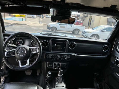 Jeep Wrangler 3.7 Unlimited Sahara 3.6 4x4 At