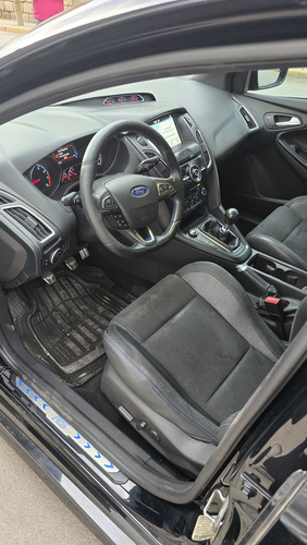 Ford Focus 2.3 Rs Mt 5 p